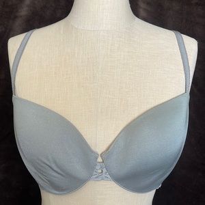 **Bras 2 For 30** EUC Victoria’s Secret “Angels Ipex” Bra